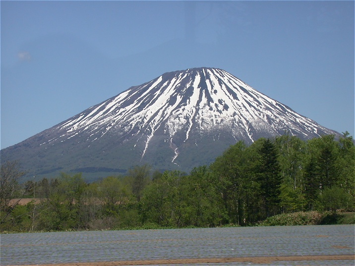 youteizan20050610.jpg 716537 151K