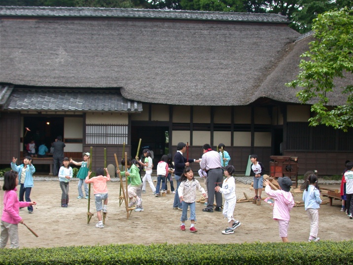 kengakusya20060516.jpg 716537 194K