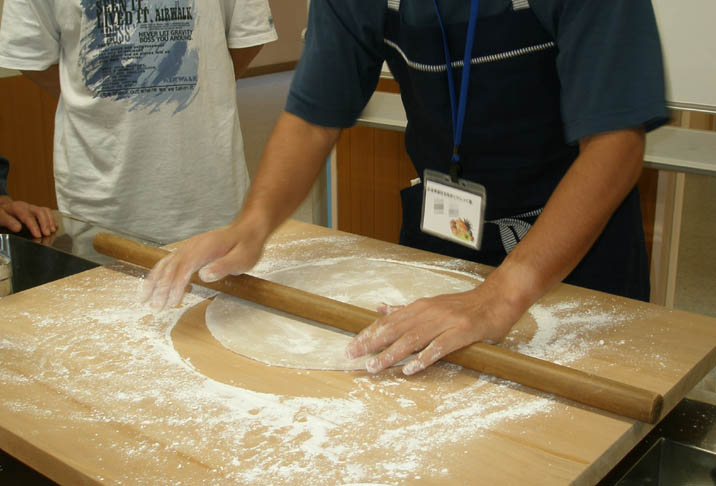 teutisaba081022.JPG 716��486 58K