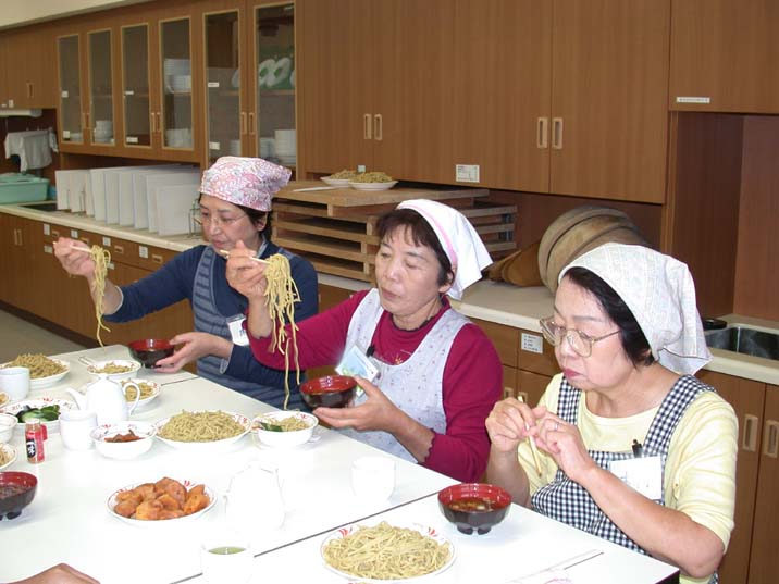 sobatukuri101020-1.JPG 716��537 59K